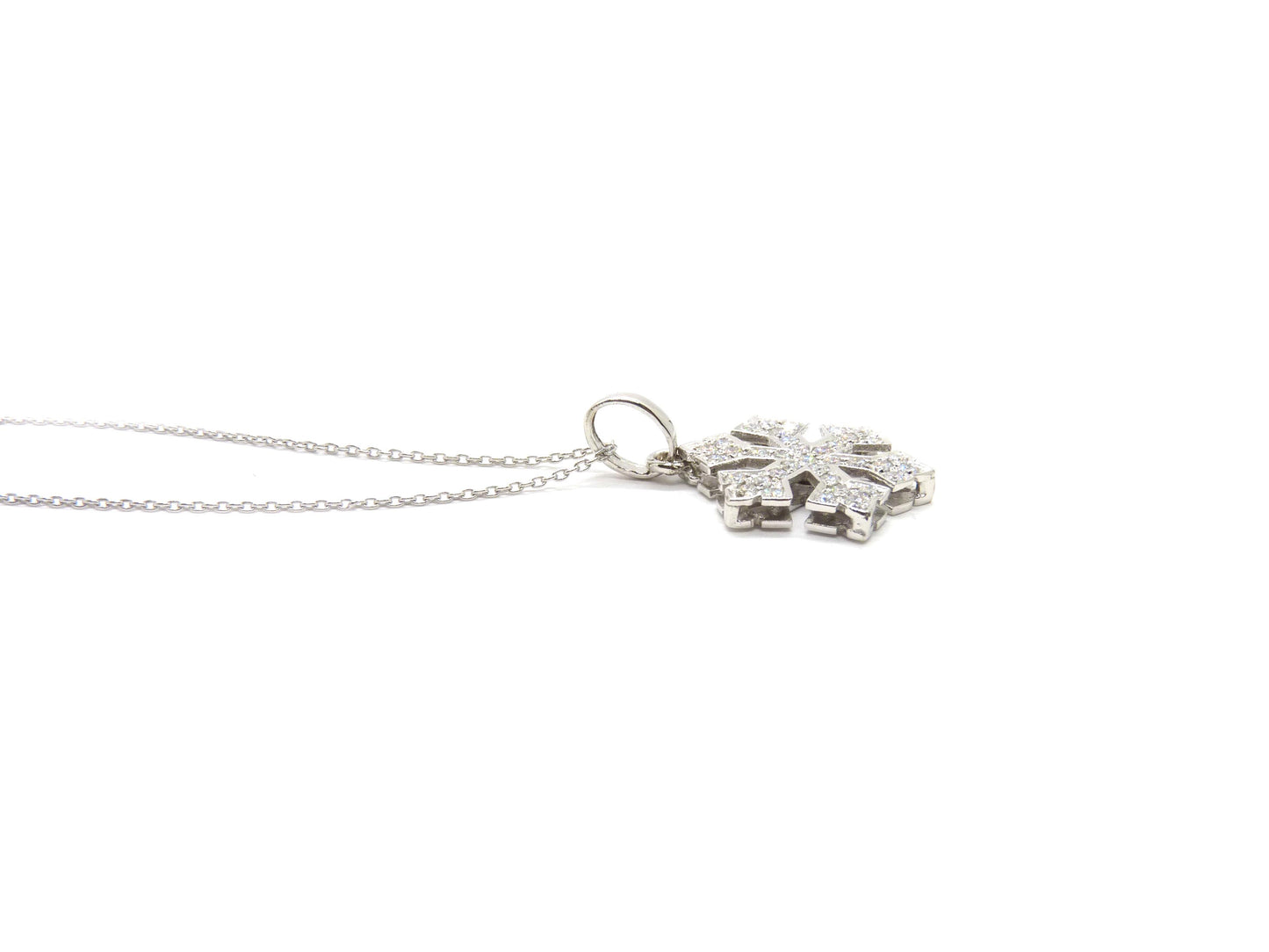 Eiskristall Anhänger 37 Brillanten 0,66ct 750 18K Weißgold länge 42cm